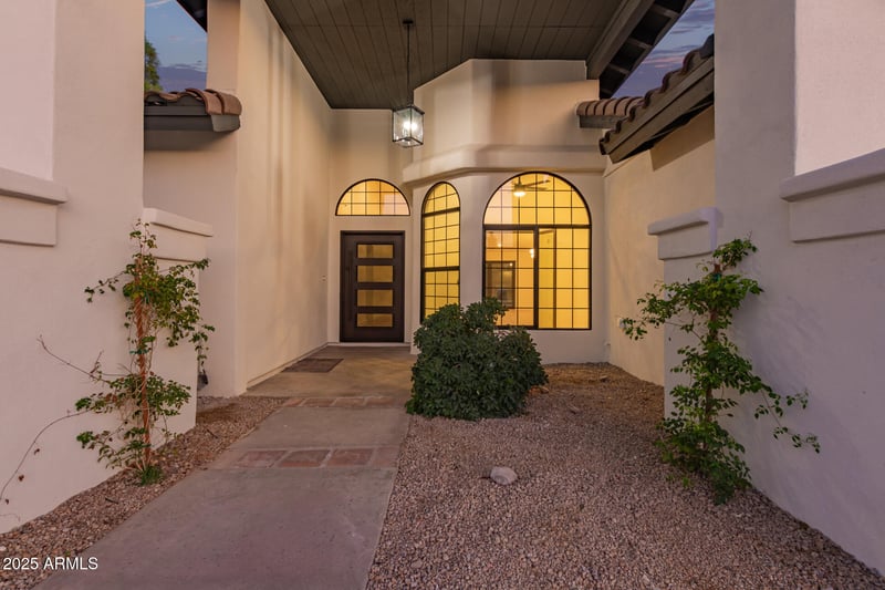 9785 Turquoise Ave, Scottsdale, AZ 85258
