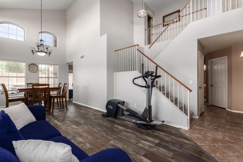979 N Joshua Tree Ln, Gilbert, AZ 85234