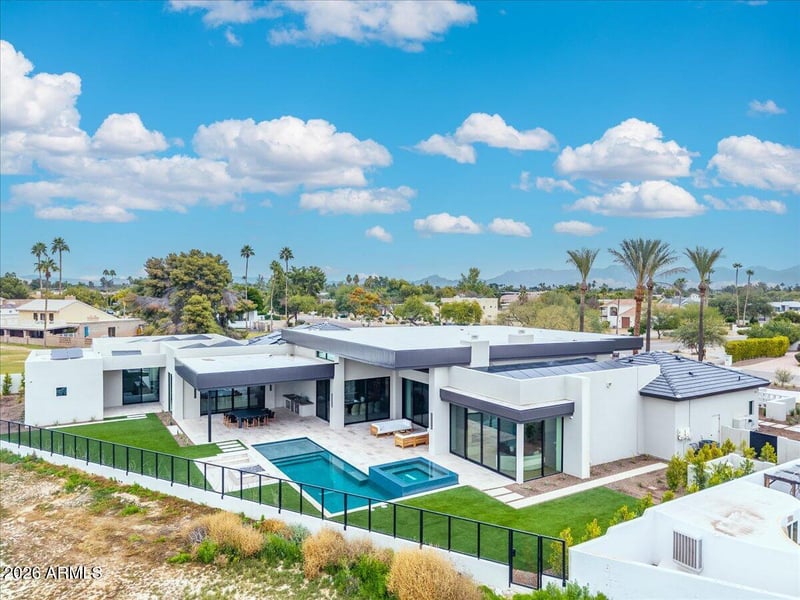 9790 56th St, Paradise Valley, AZ 85253