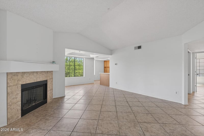 9790 94th Pl #204, Scottsdale, AZ 85258