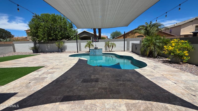 98 Castle Rock Rd, San Tan Valley, AZ 85143