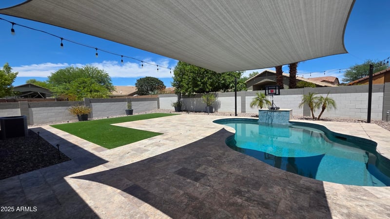 98 Castle Rock Rd, San Tan Valley, AZ 85143