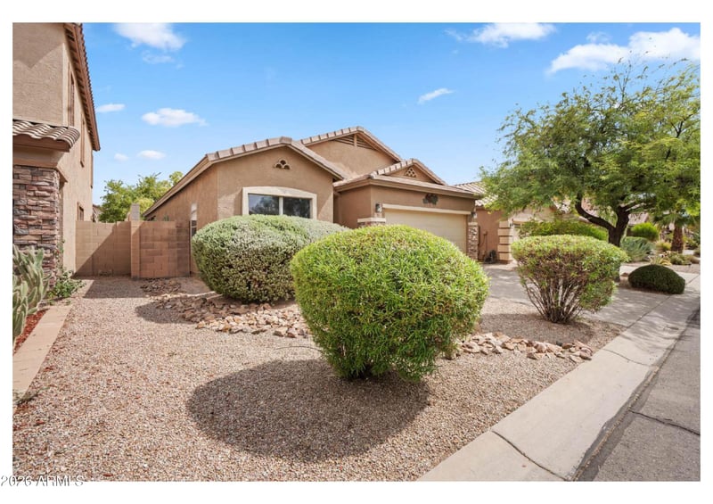 98 Desert Vista Trl, San Tan Valley, AZ 85143