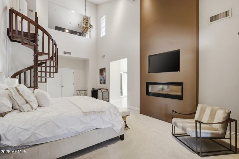 9801 E Caron St, Scottsdale, AZ 85258