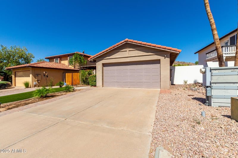 9802 44th St, Phoenix, AZ 85044