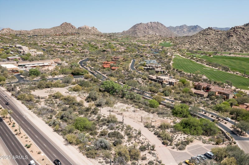 9804 Running Deer Trl #1, Scottsdale, AZ 85262