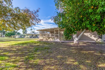 9805 Gulf Hills Dr, Sun City, AZ 85351