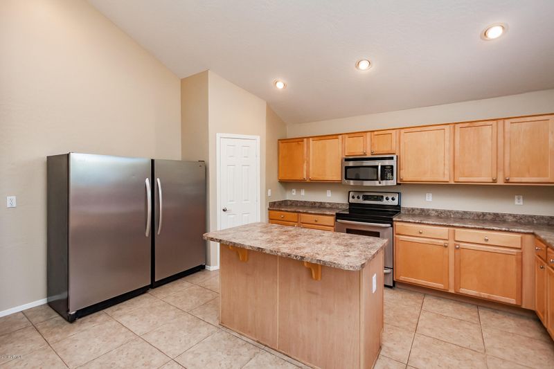 9806 E Lompoc Ave, Mesa, AZ 85209