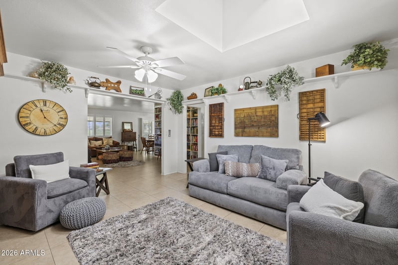 9806 N Balboa Dr, Sun City, AZ 85351