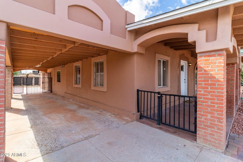 9807 E University Dr, Mesa, AZ 85207