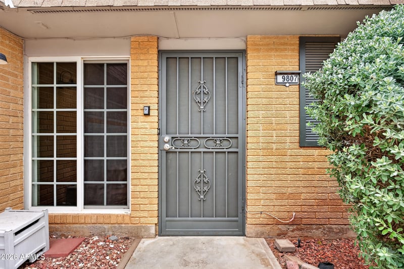 9807 Balboa Dr, Sun City, AZ 85351