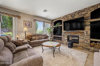 9807 43rd Ln, Laveen, AZ 85339