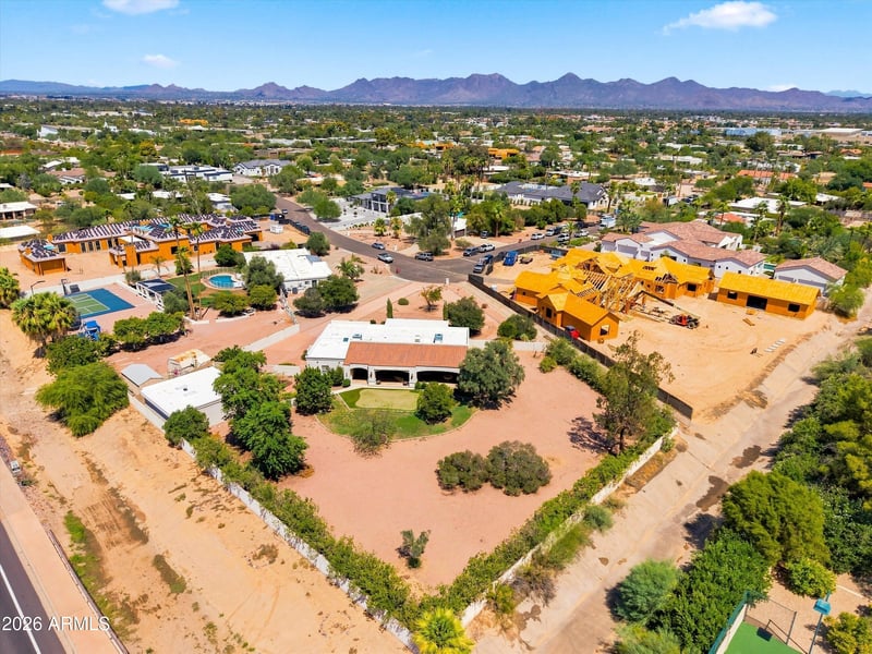 9808 N 64th Pl, Paradise Valley, AZ 85253