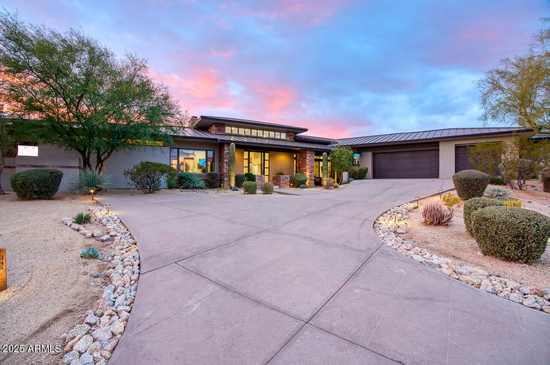 9810 Thompson Peak Pw #807, Scottsdale, AZ 85255
