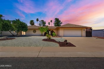 9810 W Lindgren Ave, Sun City, AZ 85373