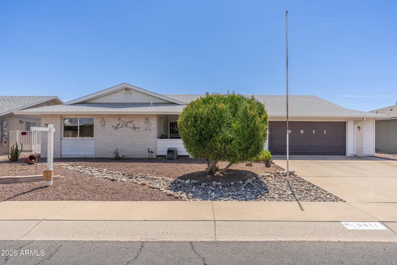 9811 W Redwood Dr, Sun City, AZ 85351