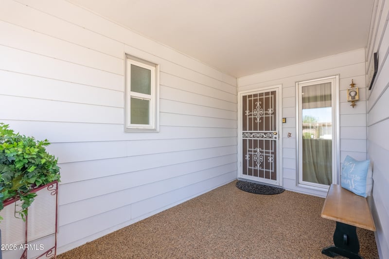9811 W Redwood Dr, Sun City, AZ 85351