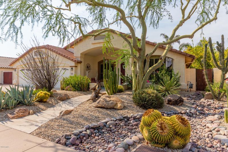 9812 E Peralta Ave, Mesa, AZ 85212