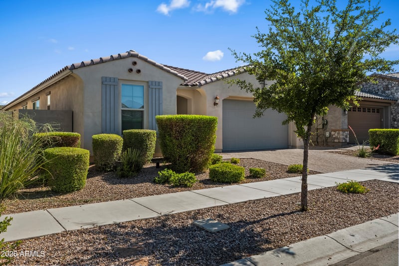 9812 E Radioactive Dr, Mesa, AZ 85212
