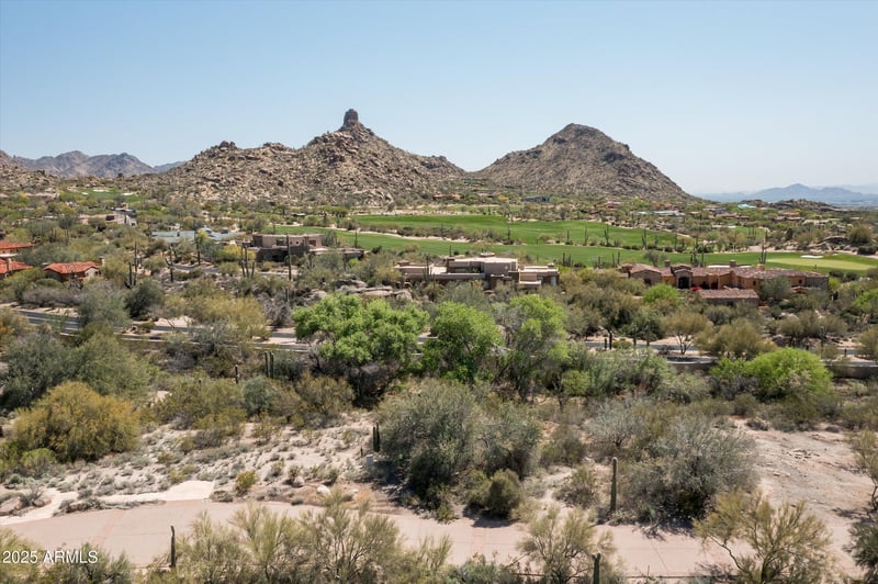 9812 Running Deer Trl #2, Scottsdale, AZ 85262