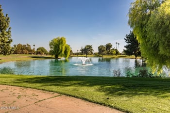 9814 Gulf Hills Dr, Sun City, AZ 85351