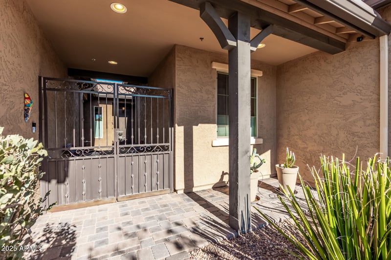 9814 W Rowel Rd, Peoria, AZ 85383
