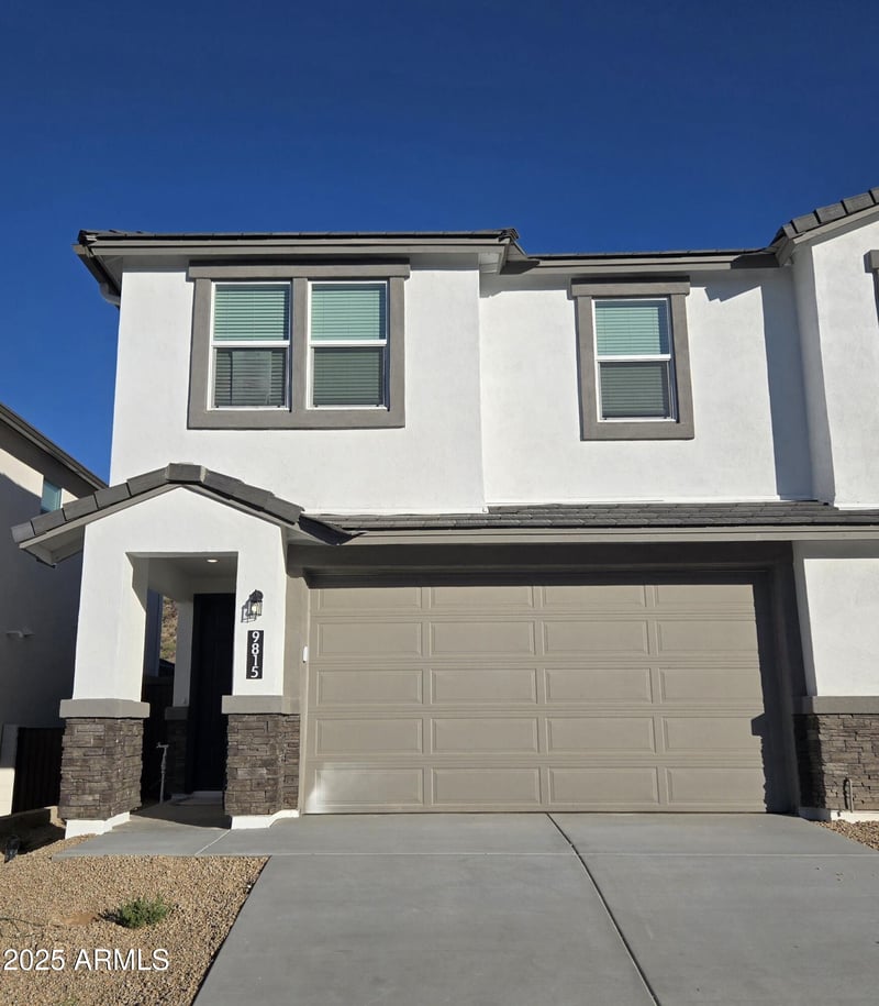9815 11th St, Phoenix, AZ 85042