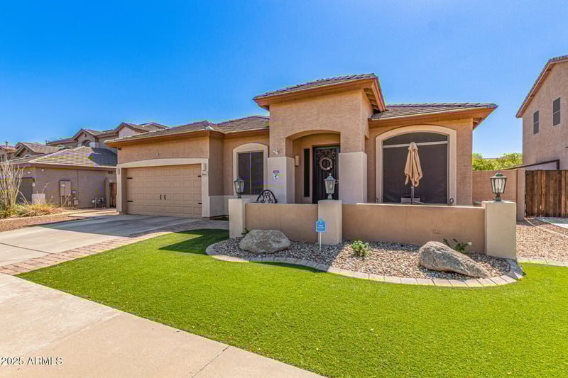 9815 43rd Ln, Laveen, AZ 85339