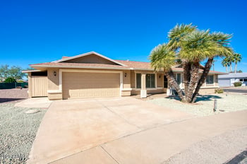 9815 Lindgren Ave, Sun City, AZ 85373