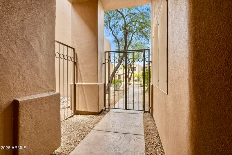 9817 Azure Ct #6, Fountain Hills, AZ 85268