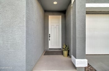 9817 Sunspot Dr, Mesa, AZ 85212