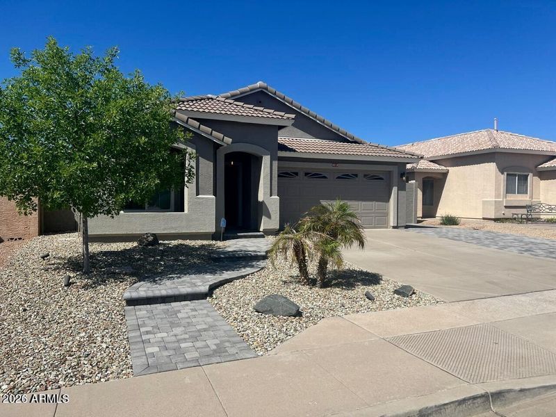 9818 E Kiva Ave, Mesa, AZ 85209