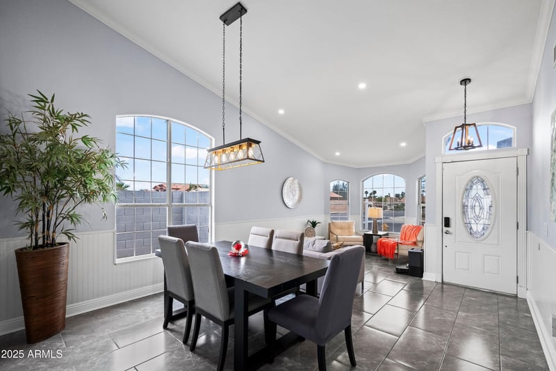 9818 Pontiac Dr, Peoria, AZ 85382