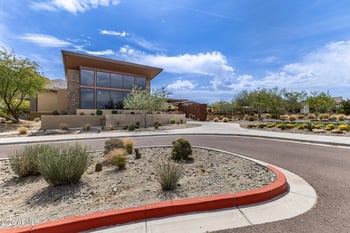9818 S 7th Pl, Phoenix, AZ 85042