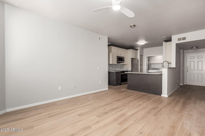9820 Central Ave #130, Phoenix, AZ 85020