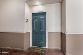 9820 Central Ave #321, Phoenix, AZ 85020