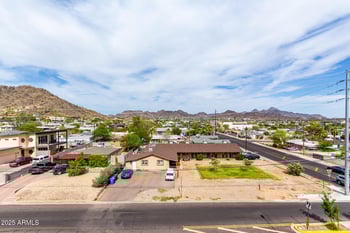 9820 Central Ave #321, Phoenix, AZ 85020