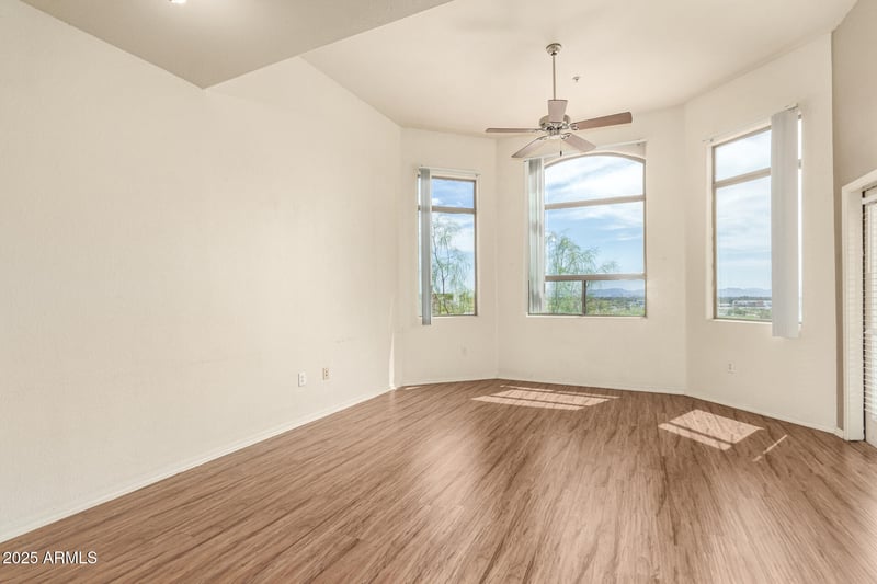 9820 Central Ave #324, Phoenix, AZ 85020