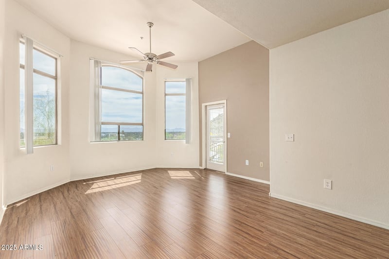9820 Central Ave #324, Phoenix, AZ 85020