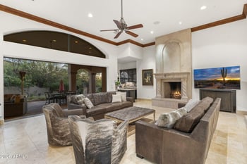 9820 Thompson Peak Pw #602, Scottsdale, AZ 85255