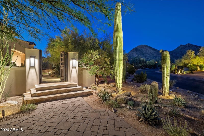 9820 E Thompson Peak Pw #648, Scottsdale, AZ 85255