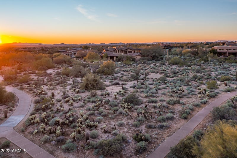 9820 E Thompson Peak Pw #713, Scottsdale, AZ 85255
