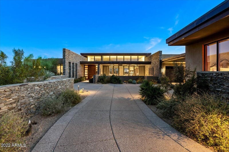 9820 E Thompson Peak Pw #733, Scottsdale, AZ 85255