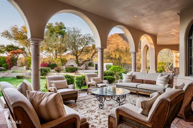 9820 Thompson Peak Pw #841, Scottsdale, AZ 85255