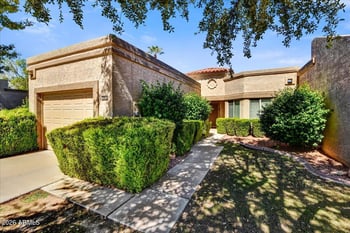 9820 W Kerry Ln, Peoria, AZ 85382