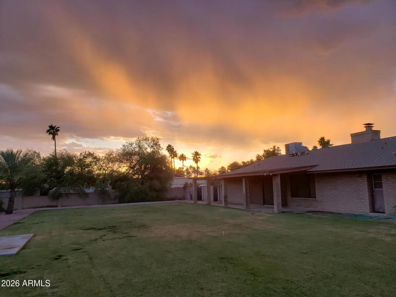 9821 E Becker Ln, Scottsdale, AZ 85260