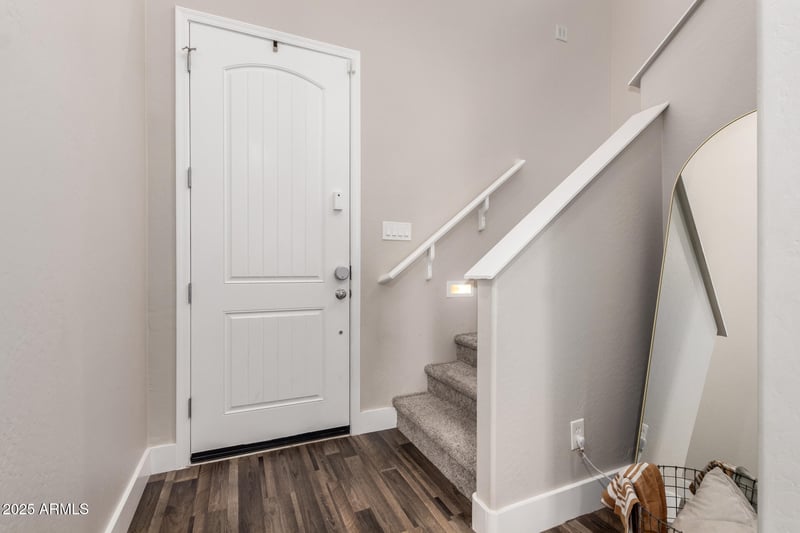 9821 Kinetic Dr, Mesa, AZ 85212