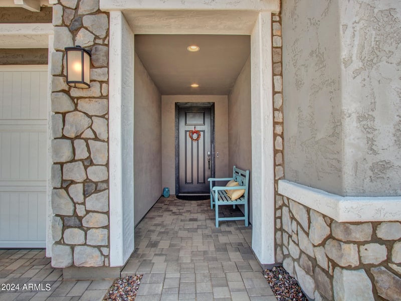 9821 Supernova Dr, Mesa, AZ 85212