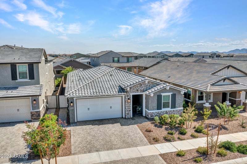 9821 Supernova Dr, Mesa, AZ 85212