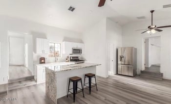 9821 University Dr, Mesa, AZ 85207